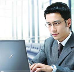 云開發賦能未來 人工智能應用軟件開發的嶄新路徑——聚焦武漢新華電腦學校大數據人工智能學院